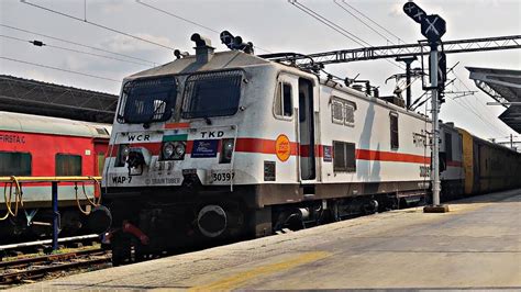 Mega Offlink Tughlakabad WAP 7 With Guruvayur Chennai Egmore Express