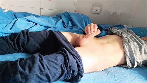 Vid Os Porno Gay Gratuites Masturbation Minet Xhamster