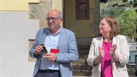 La Feria Del Libro De Navelgas Premia A La Fundaci N Autom Ticos Tineo