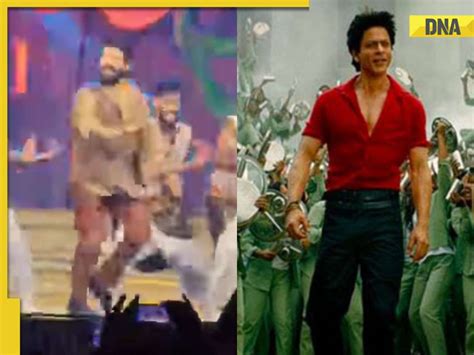 Shah Rukh Is Floored By Mohanlals Energetic Dance On Zinda Banda In