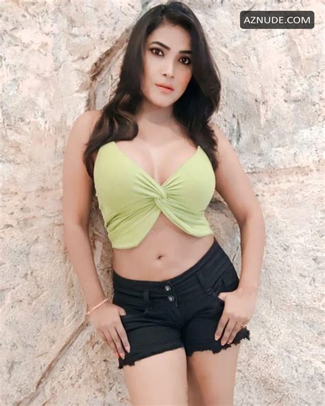 Mahi Kamla Hot Pics Collection May AZNude