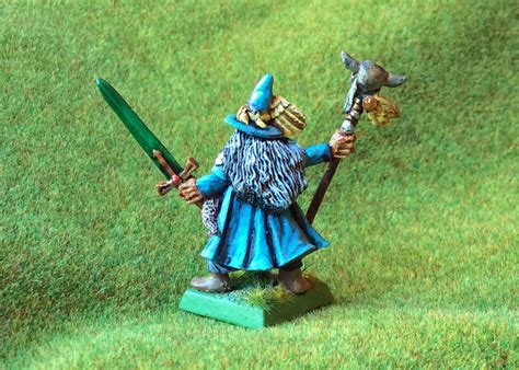 Mezmaron's Lair: Classic Warhammer Fantasy Miniatures: Grey Wizard