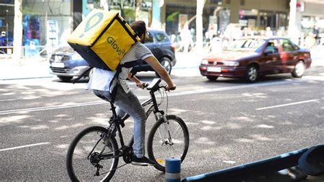 El Fracaso De La Ley Rider Glovo Y Uber Eats Esquivan La Norma Y