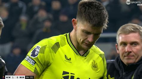 Newcastle goalkeeper Nick Pope forced off in despair with nasty ...