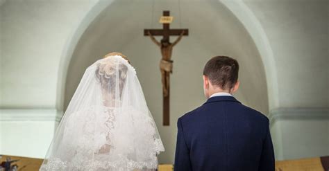 3 Ways Christianity Makes a Marriage Unique - Trending Christian Blog