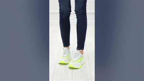 Зелено-белые кроссовки из комбинированных материалов VK54-127607 - YouTube