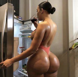 Big Round Brown Porn Pic