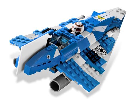 LEGO® Star Wars 8093 Plo Koon's Jedi Starfighter™ (2010) | LEGO ...