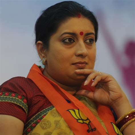 Smriti Irani Hot Bikini Image Gallery Images Photos Pics Cinemagigs