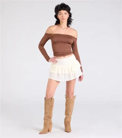 10 Ruffle Mini Skirt Outfit Ideas You’ll Want to Try