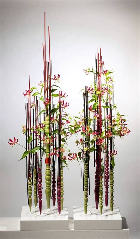 Ikebana Flower Arrangement Floral Art Arrangements Modern Flower Arrangements