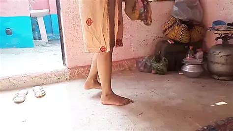 Seksowna indyjska cycata milf z doskonałymi naturalnymi piersiami xHamster