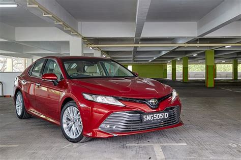 toyota camry review   practical    luxurious torque