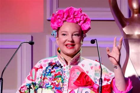 Sia’s plastic surgeon reveals why she was honest about facelift at 47 ...
