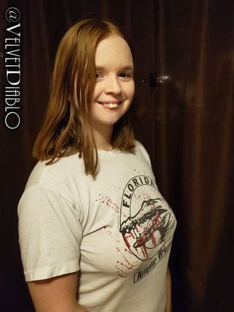 Thicc Ass Redhead Pawg Velvet Diablo Showing Her Stuff Pics Xhamster