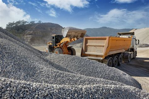 Efficient yard management and logistics software for sand & gravel