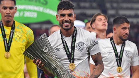 Emerson Palmieri Den Tarihi Ba Ar Uefa Kupas Kazand Internet Haber