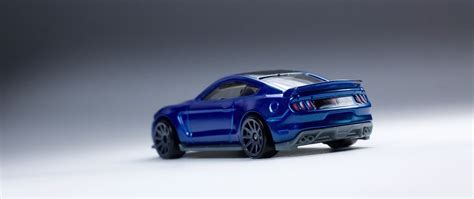 HW Ford Shelby GT350R Hot Wheels Club ZA