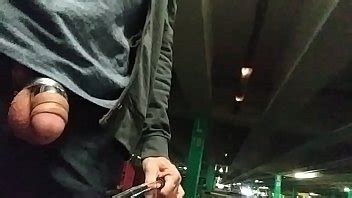 Desnudo en estacionamiento público XVIDEOS