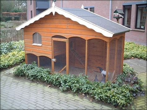 Bantam coop. Love the arch design. Fancy Chickens, Urban Chickens ...