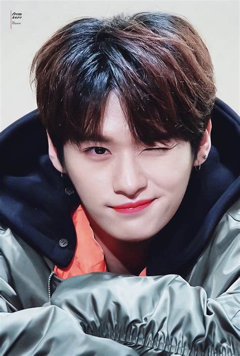 Bb Skz 」おしゃれまとめの人気アイデア｜pinterest｜𝙠𝙞𝙟𝙤𝙧𝙞𝙣𝙜 ↷♥ イ・ミンホ スキズ リノ スキズ