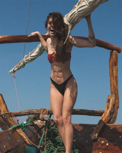 Azrael Renee Porn Pic