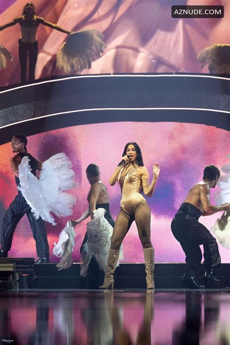 Dua Lipa Sexy Flaunts Her Hot Figure And Legs During Her Performance At Spark Arena In Auckland