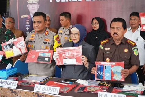 Tegas Pj Bupati Lumajang Pecat Honorer Terlibat Narkoba