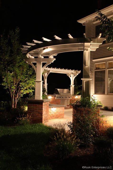 Curved Pergola Patio Designs