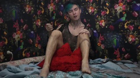 哥特朋克男孩或羞辱夹克kefen HD 1080 Pornhub Gay