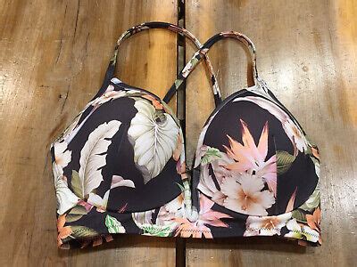 Shade Shore Dream Lightly Lined V Wire Bikini Top Gray Floral Size