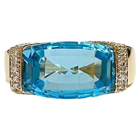 14k Yellow Gold Modern Cut 8 Ct Swiss Blue Topaz And Diamond Ring W