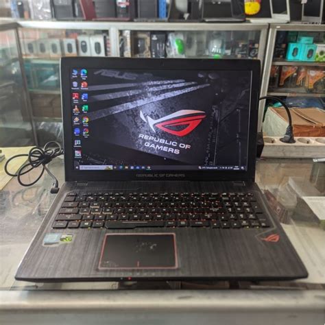 Jual Laptop Gaming Asus ROG Strix GL553VD Core I7 7700HQ 16GB 256GB