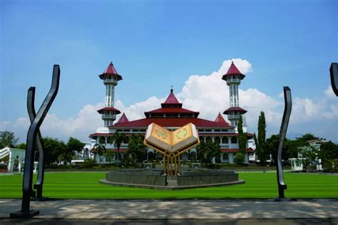 Alun Alun Cianjur Jadi Wisata Hits Dengan Pesonanya Cianjur Kuy