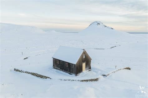 Reykjanes Hot Spring For Two Skatalaug Iceland Wedding Planner