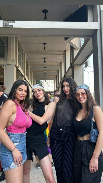 Emily Feld Emily Feld Viki Winki Nude OnlyFans Photo The Fappening Plus