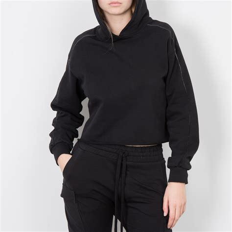 BLACK CROPPED HOODIE|wolfensson