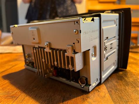 Pioneer AVH-A210BT Autoradio (ohne Kabel) | Kaufen auf Ricardo