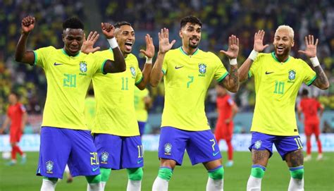 Thắng đậm Hàn Quốc đội tuyển Brazil vào tứ kết World Cup Đài phát