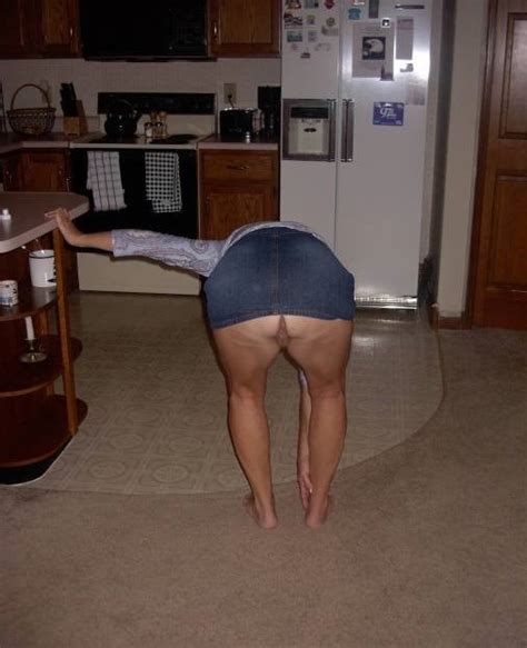 Mature Denim Upskirt 3 Porn Pictures XXX Photos Sex Images 3790326 PICTOA