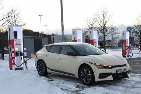 Der Kia Ev Ist Ein Ger Umiges Elektrotaxi Elektromobilit T E