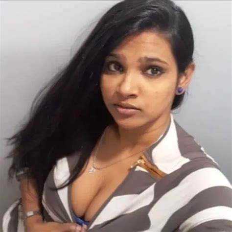 Transerotica Latina Ts Foxxy Y Jessy Dubai Follan Mutuamente Xhamster