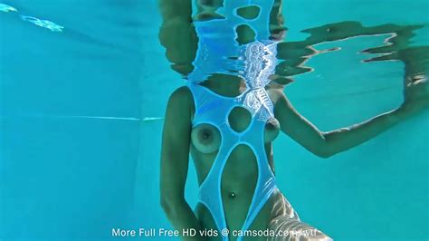 Camsoda Amateur Teen Masturbates Underwater With Favorite Dildo XHamster
