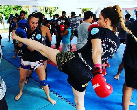 Muay thai las patadas y los puños son tus aliados para ganar en el