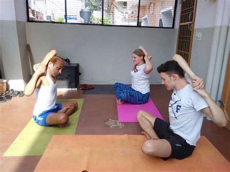 Yoga Class In Jaipur Yoga Class For Tourist Vwitours