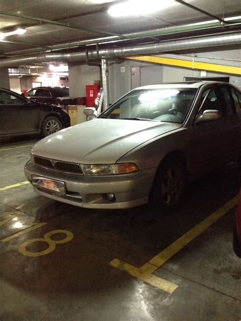 Охапка дров, капот готов! — Mitsubishi Galant (8G), 2,4 л, 1999 года ...