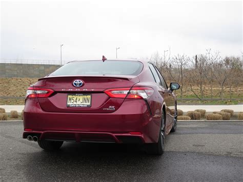 2020 Toyota Camry Hybrid: 86 Exterior Photos | U.S. News