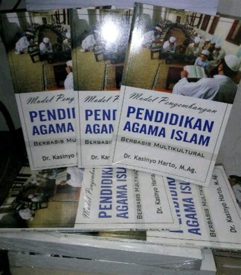 Buku Model Pengembangan Pendidikan Agama Islam Berbasis Multikultural