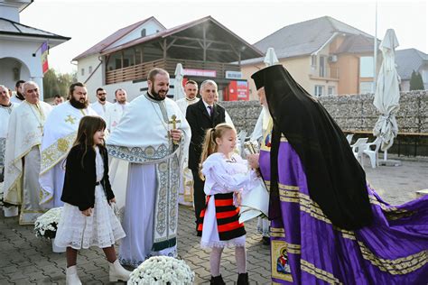 Hramul Parohiei Sf Ntul Ierarh Nectarie Din Dej I Aniversarea A