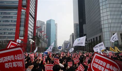 Rumah Sakit Besar Di Korea Selatan Tutup Bangsal Dalam Aksi Protes